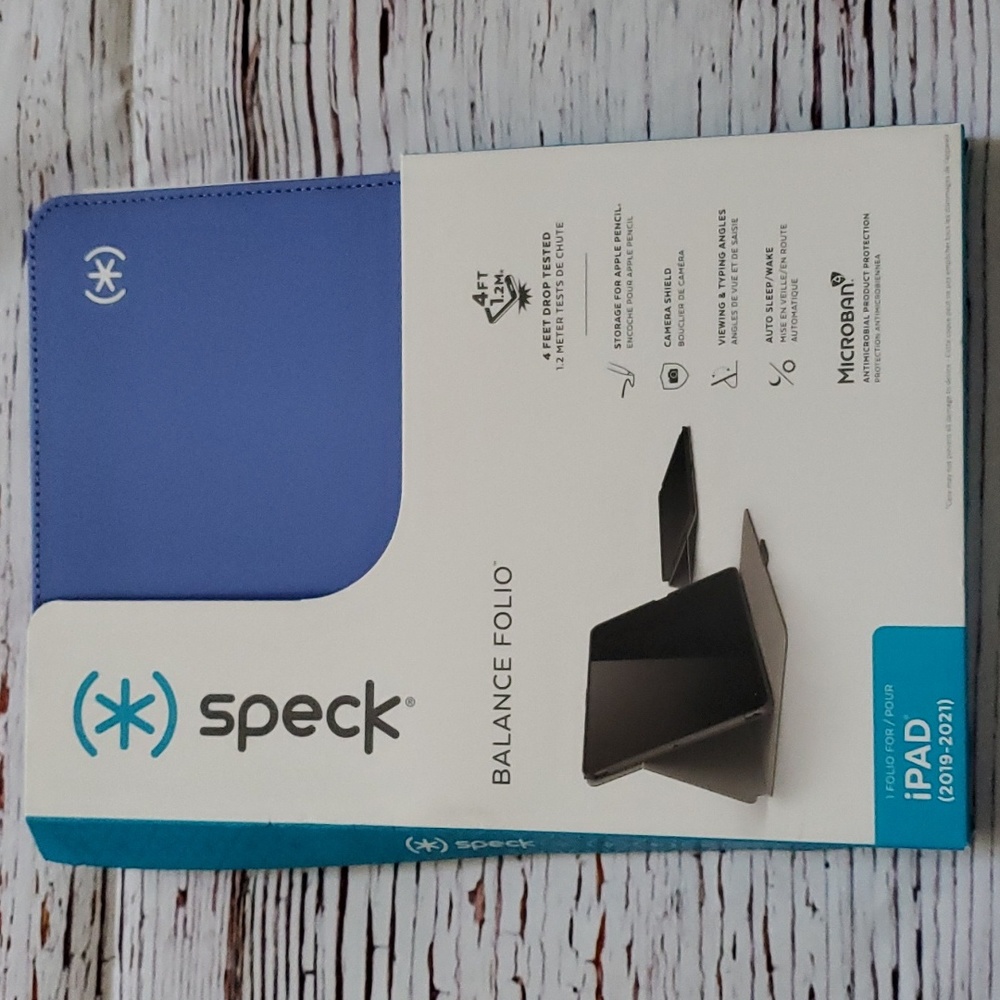 🆕️ SPECK BALANCE FOLIO BLUE CASE